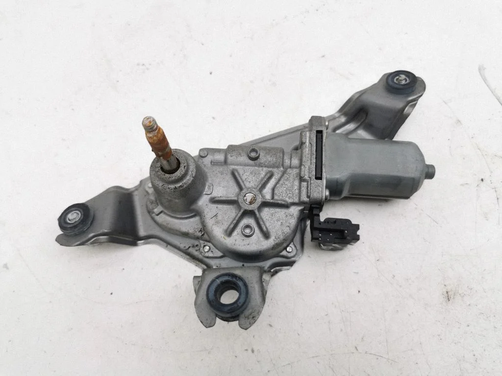 Rear window wiper motor GS1M67450