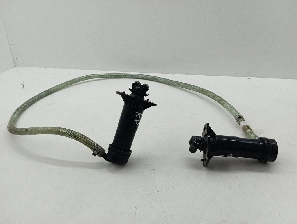 Headlight washer spray nozzle 4L0955101