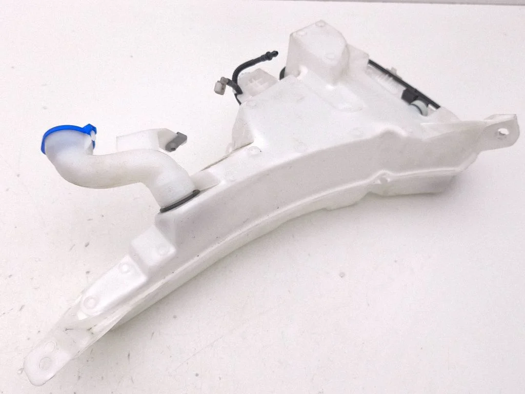 Windshield washer fluid reservoir/tank LJ6B17C615BB