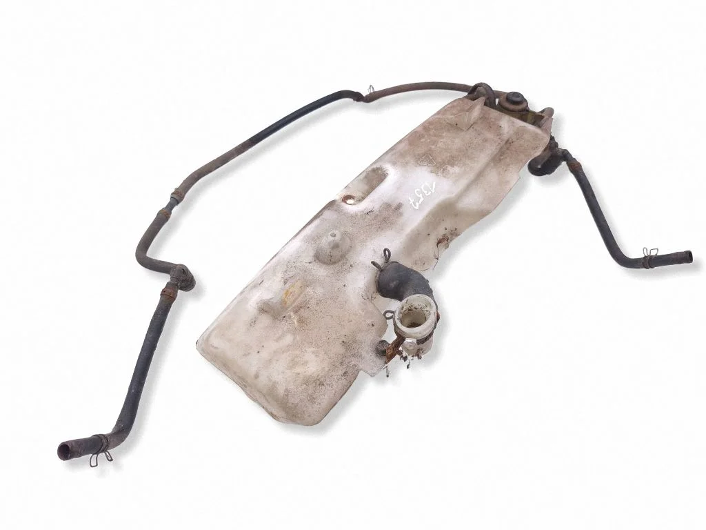 Windshield washer fluid reservoir/tank HLC37024