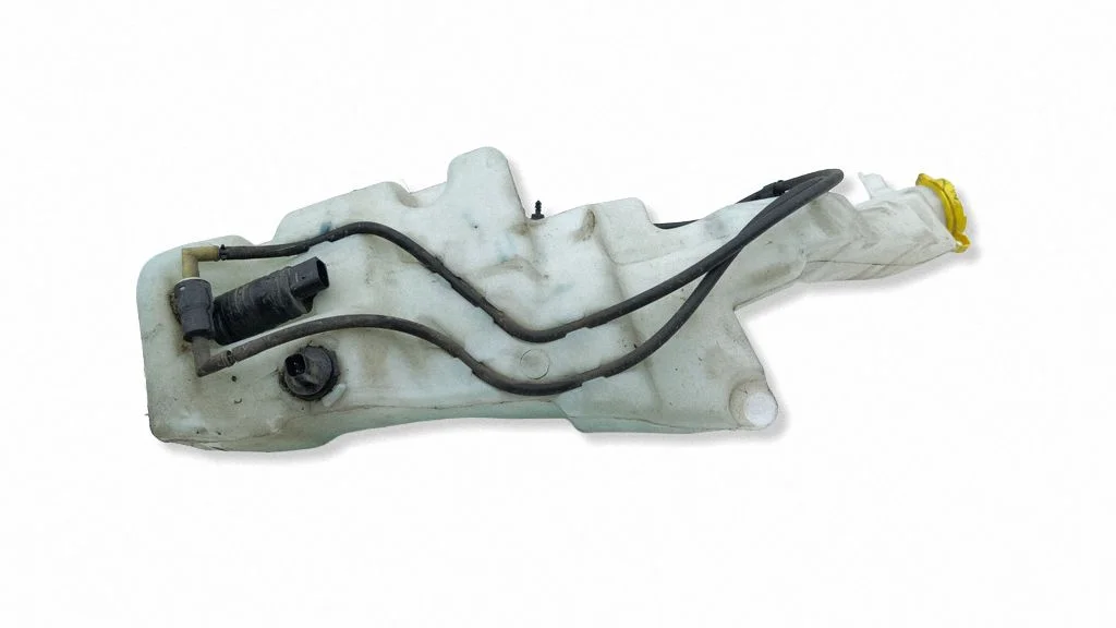Windshield washer fluid reservoir/tank 551115B