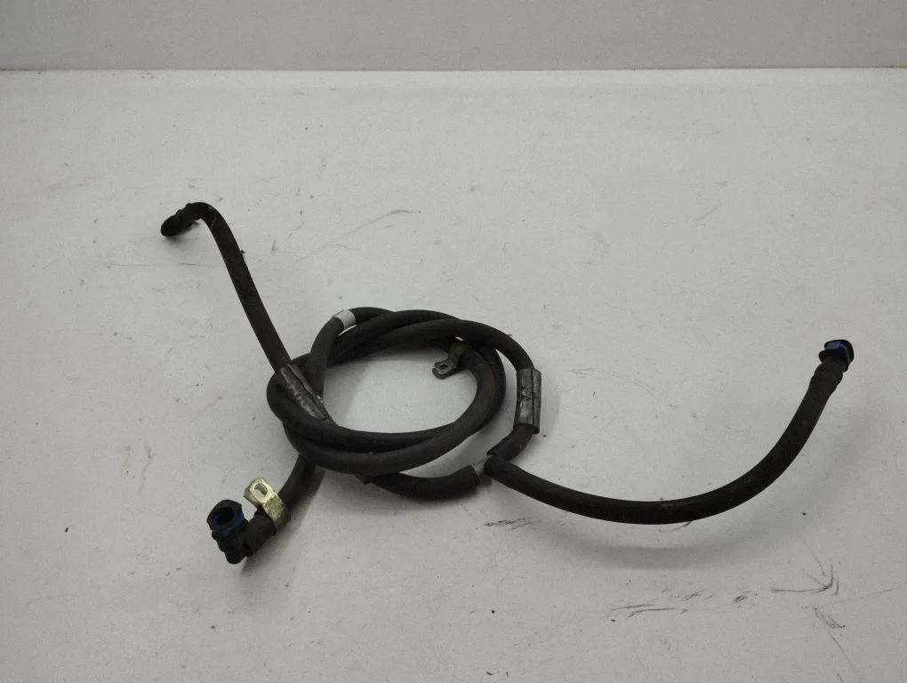 Headlight washer hose/pipe – front