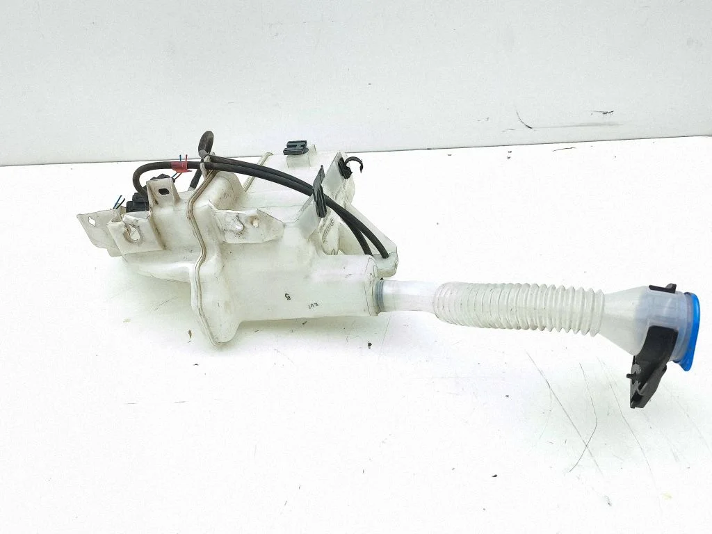 Zbiorniczek spryskiwacza KD4567480