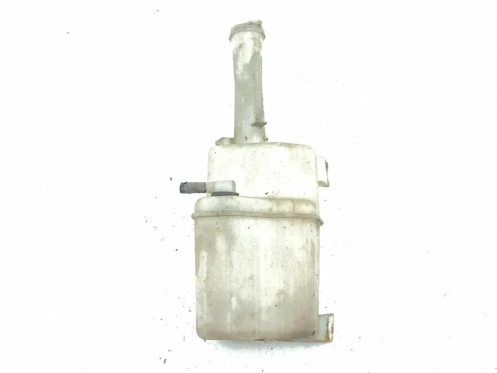 Windshield washer fluid reservoir/tank 823020095