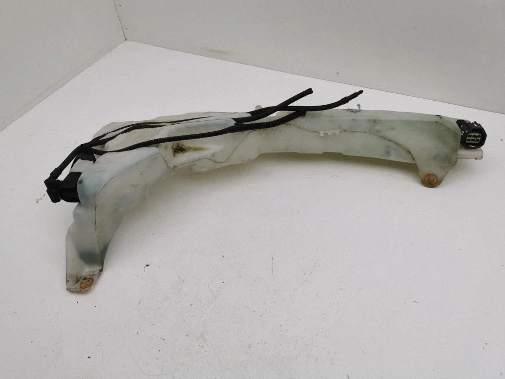 Windshield washer fluid reservoir/tank 3M5113K163