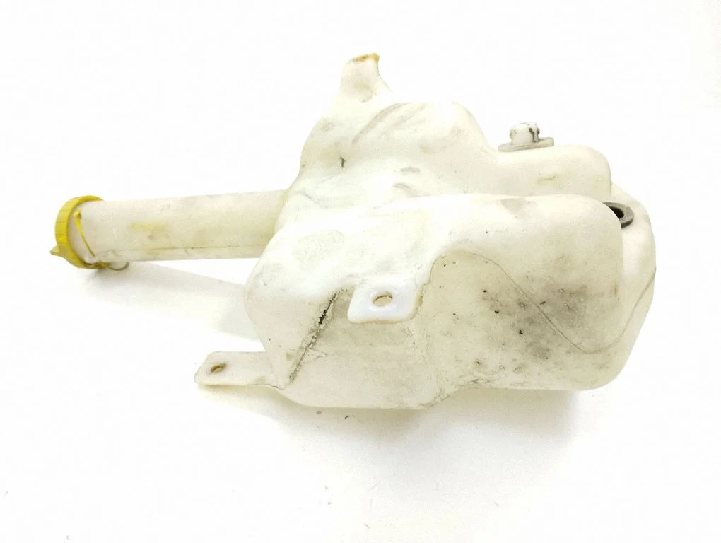 Windshield washer fluid reservoir/tank – Ford Mondeo MK II (1996-2000)