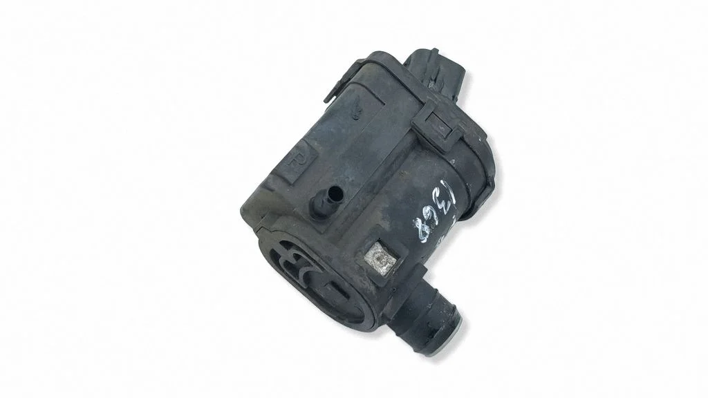 Pompka spryskiwacza szyb 985102J500