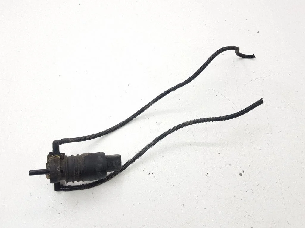 Windscreen/windshield washer pump
