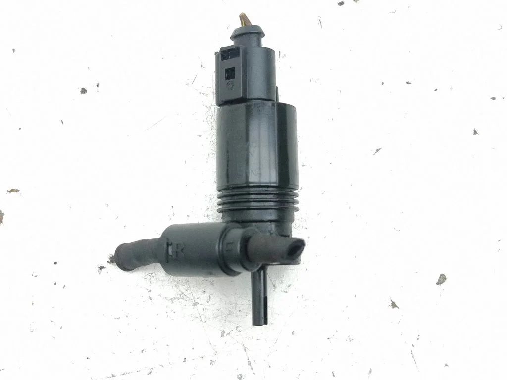 Windscreen/windshield washer pump 05152075AC