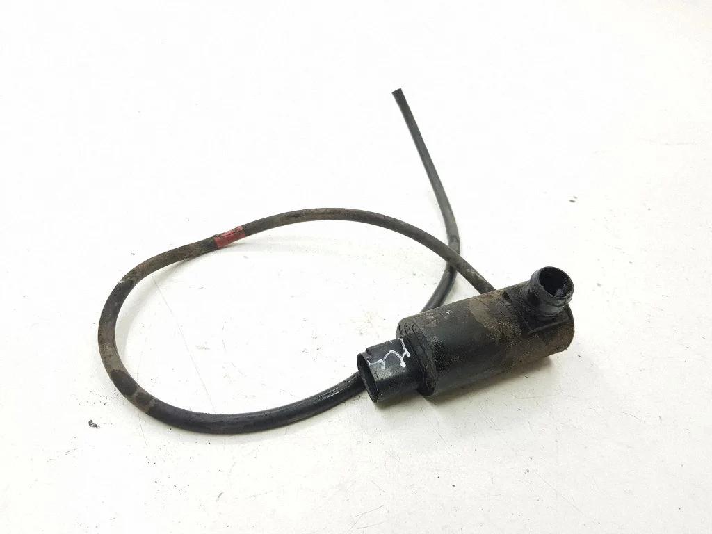 Windscreen/windshield washer pump 061216A