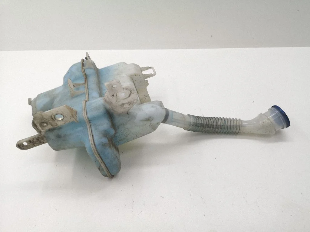 Windshield washer fluid reservoir/tank GHR167480
