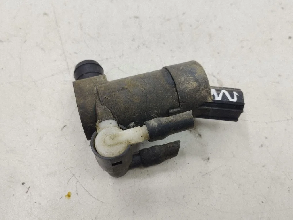 Windscreen/windshield washer pump