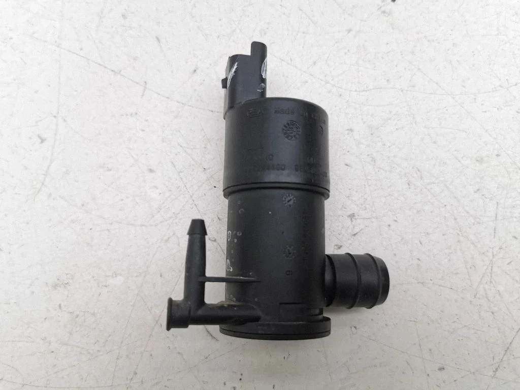 Windscreen/windshield washer pump 9825894180