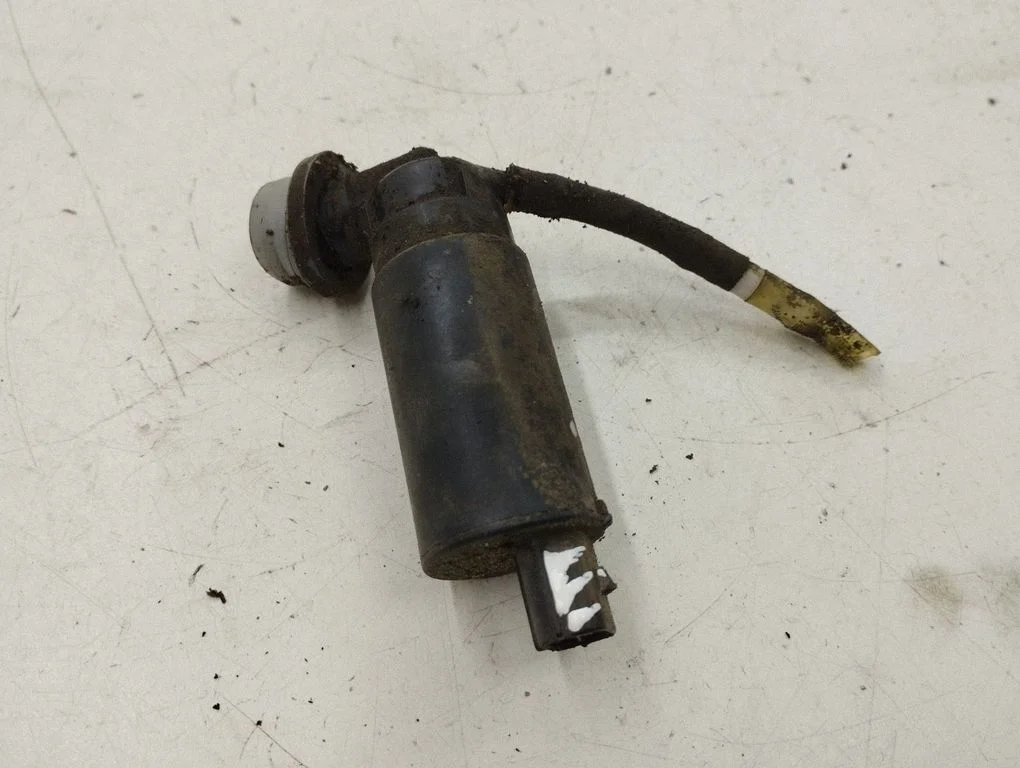 Windscreen/windshield washer pump