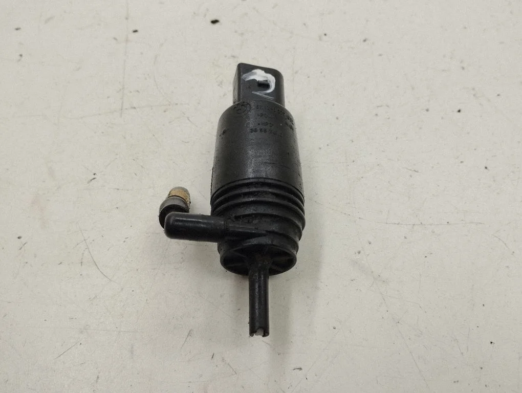 Klaasipesuvedeliku pump (klaaside) 8377612