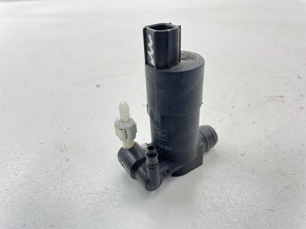 Windscreen/windshield washer pump BV6117K624BA