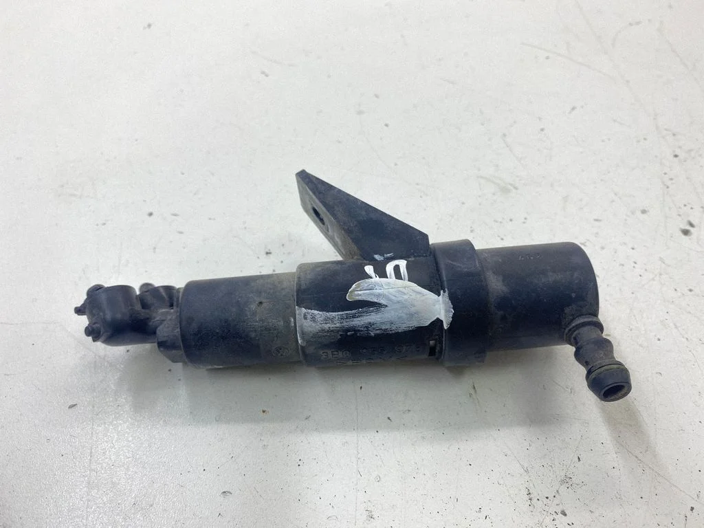 Tulepesuvedeliku pump 3B0955976