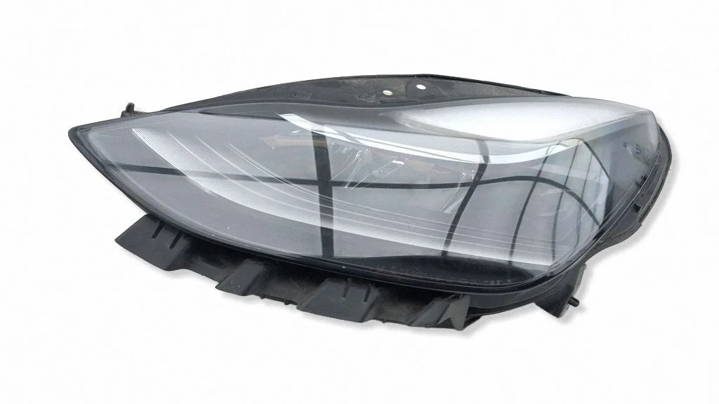 Headlight/headlamp – Tesla Model 3 (2017-)