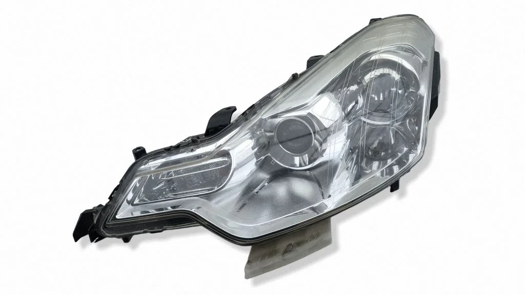 Esituli P7143L