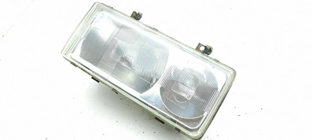 Esituli – Rolls-Royce Silver Spur (1980-1998), vasak
