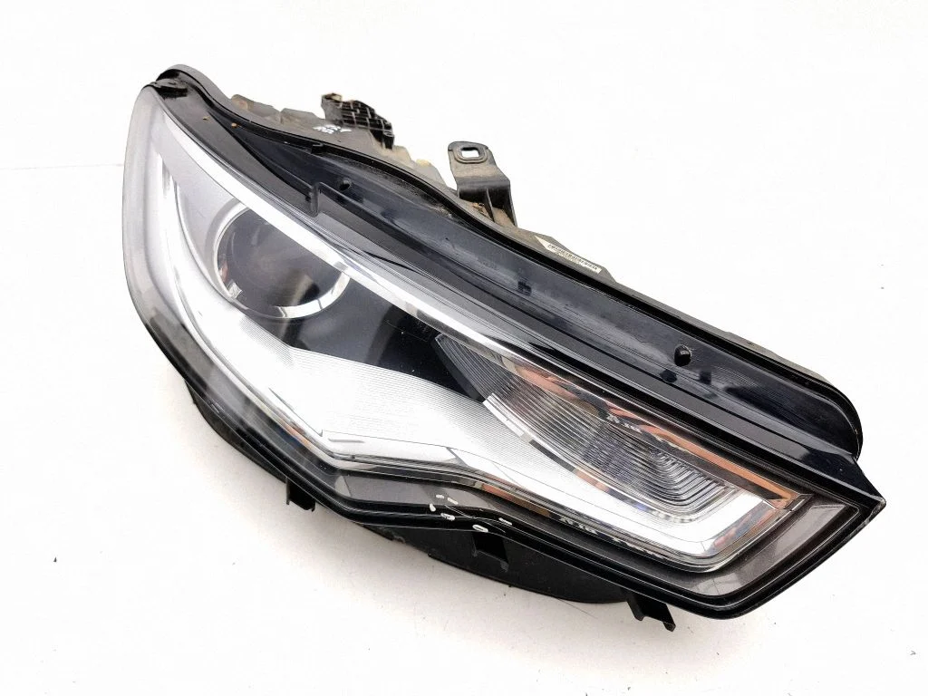 Headlight/headlamp 1ZT01115002