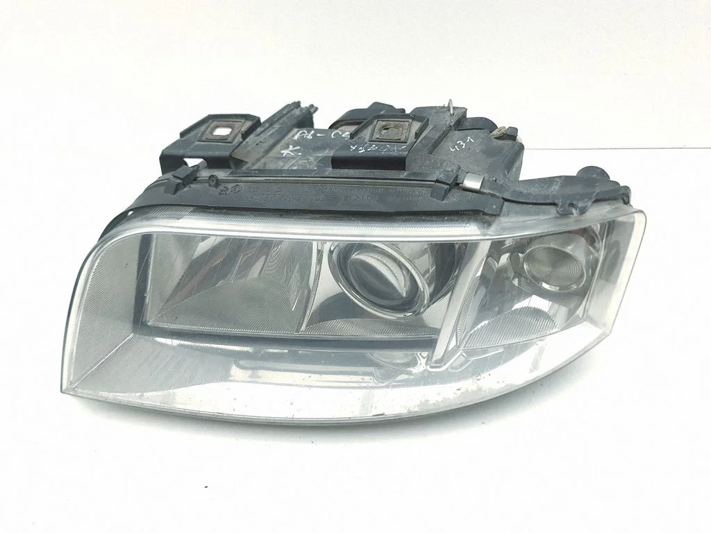 Headlight/headlamp – left