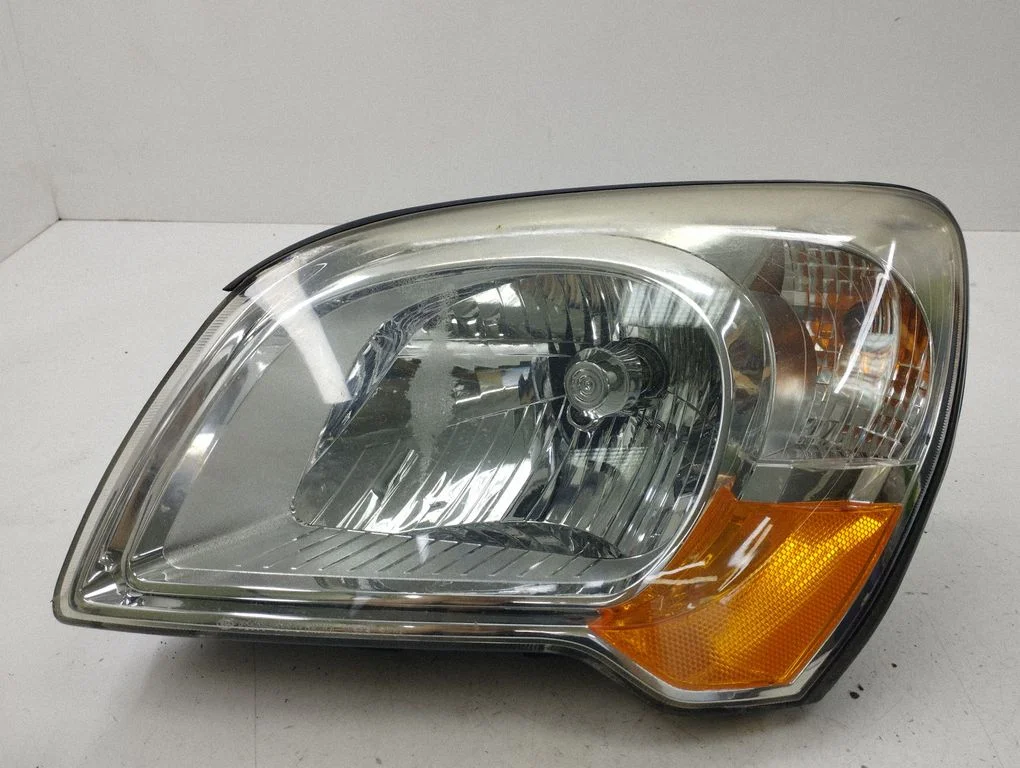 Priekšējais lukturis E91722