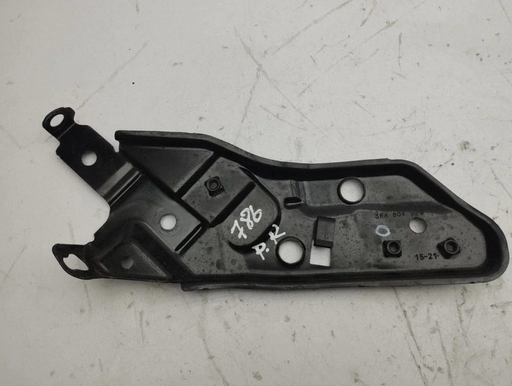 Headlight/headlamp mounting bracket 5FA806930