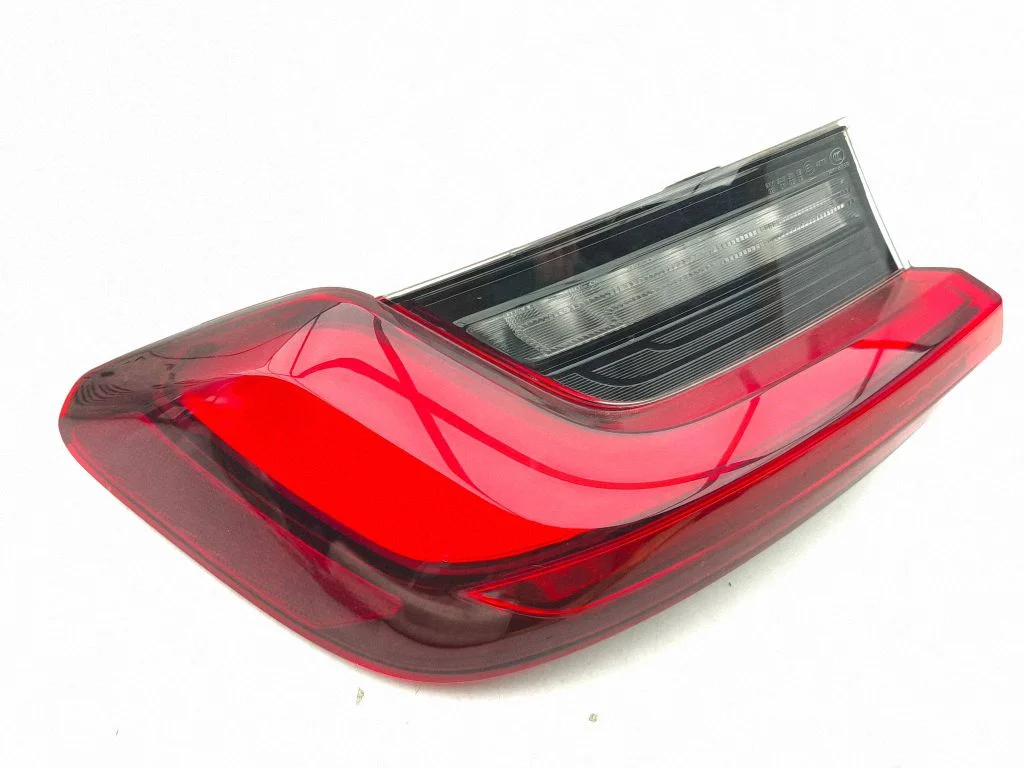 Rear/tail lights H35A3BC9702