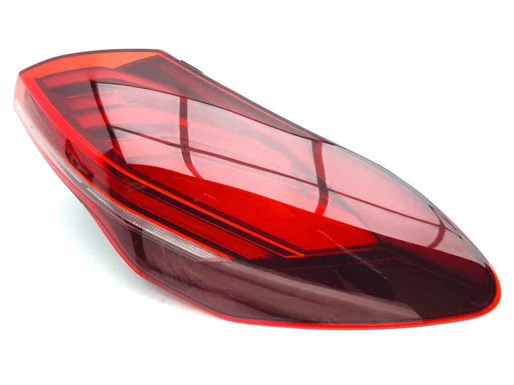 Rear/tail lights 8B3945092