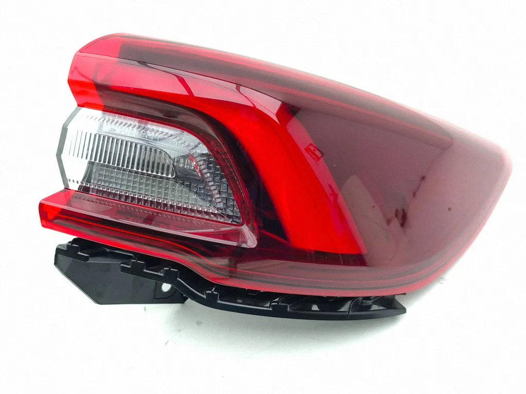Rear/tail lights PV4B13404AE