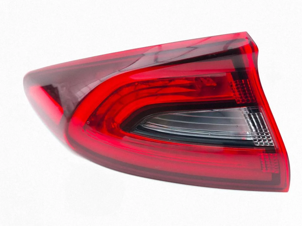 Rear/tail lights 92401G2100