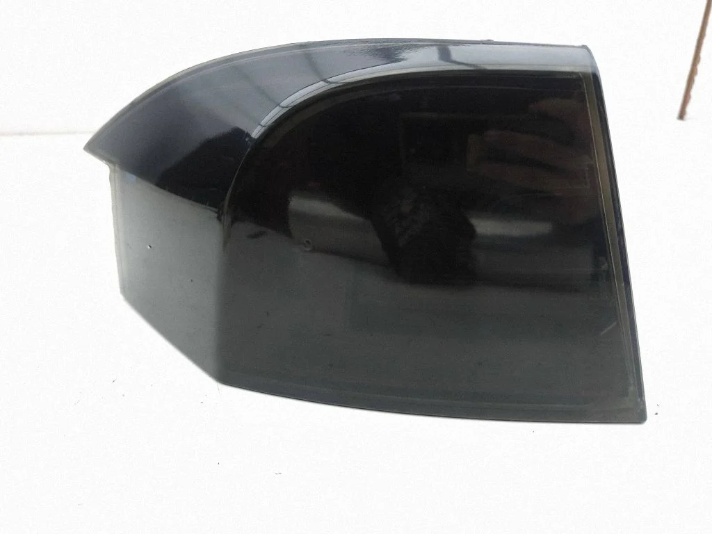 Lampa tylna w błotniku 6005918