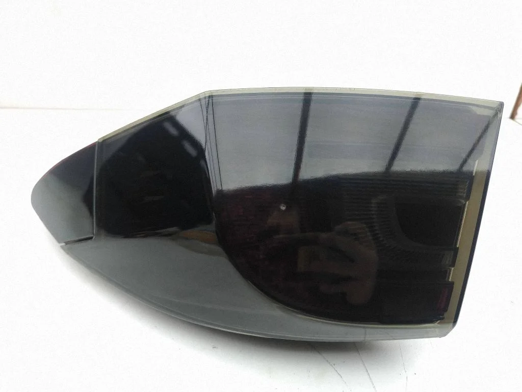Lampa tylna w błotniku 6005919