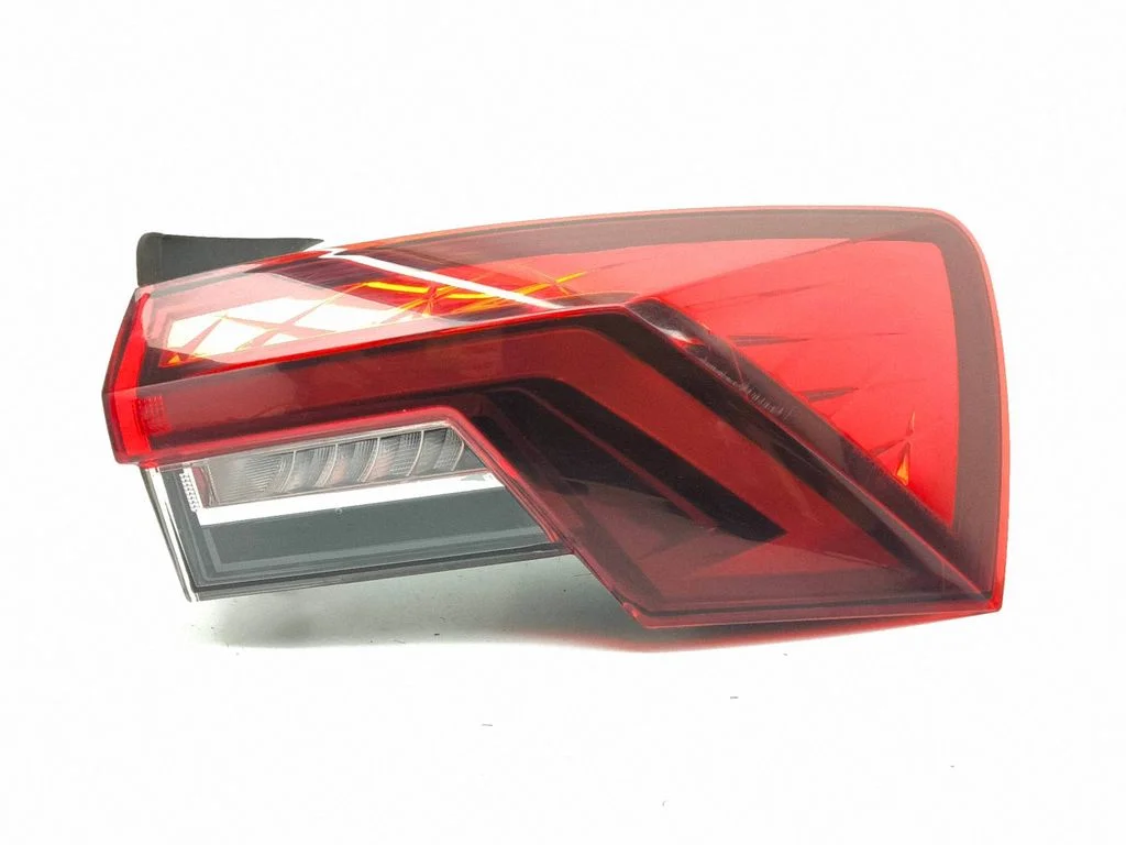 Rear/tail lights 5E3945208