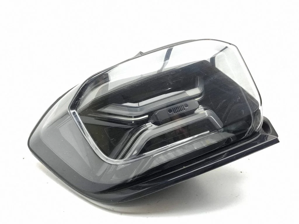 Lampa tylna w błotniku 00521765080