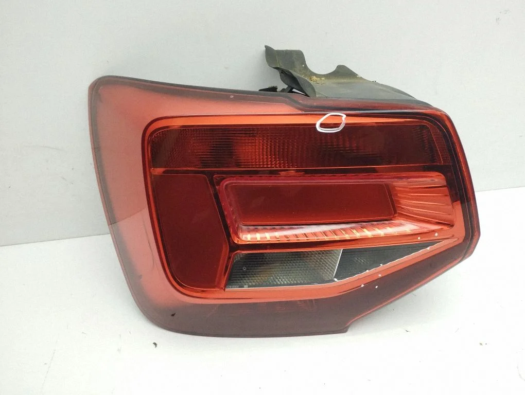 Rear/tail lights 81A945069A