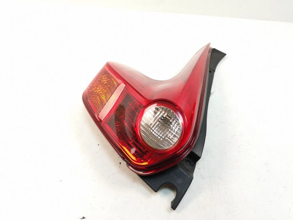 Tagatuli keres – Nissan Juke I F15 (2010-2018)