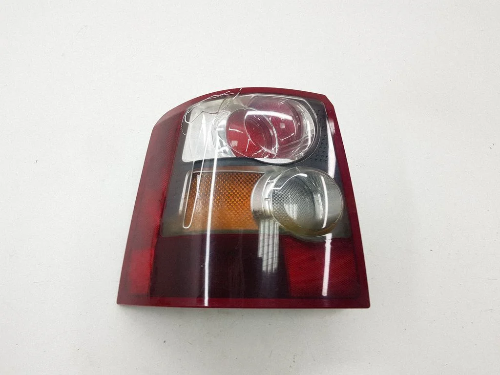 Rear/tail lights 2VP238023
