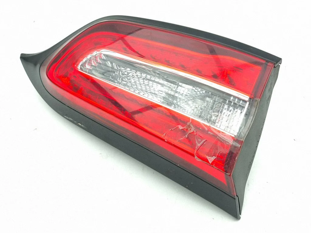Tailgate rear/tail lights 68102921AC