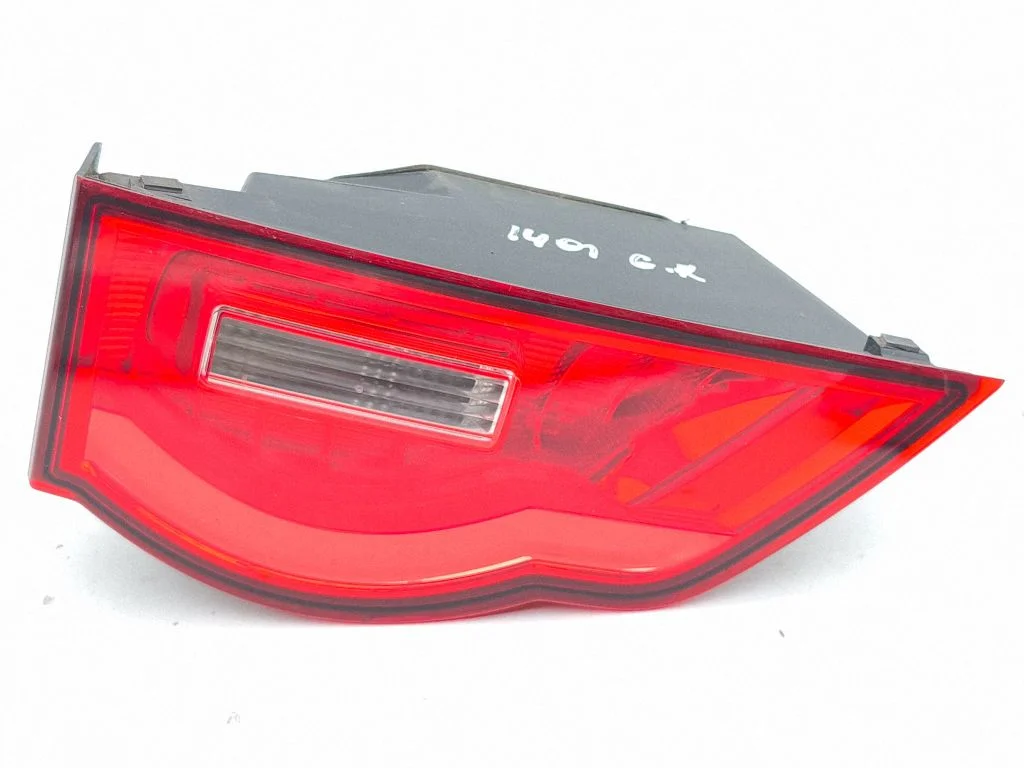 Tailgate rear/tail lights HK8315K273
