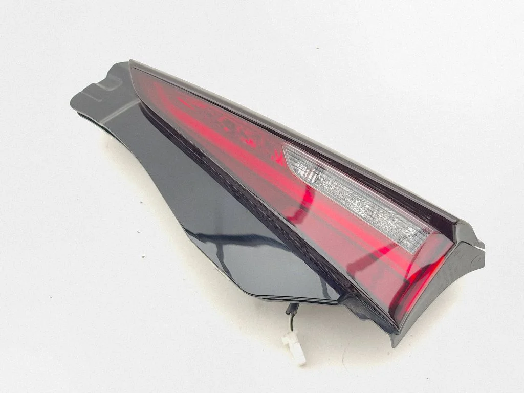 Tailgate rear/tail lights rdm92400520