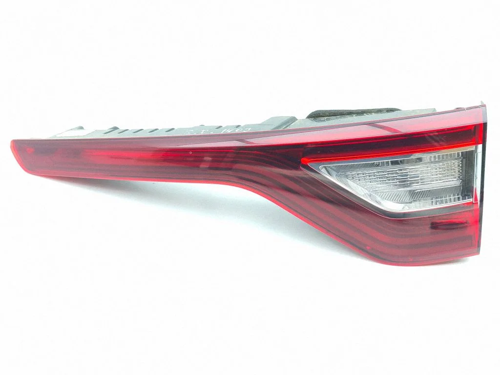 Tailgate rear/tail lights 265500266R