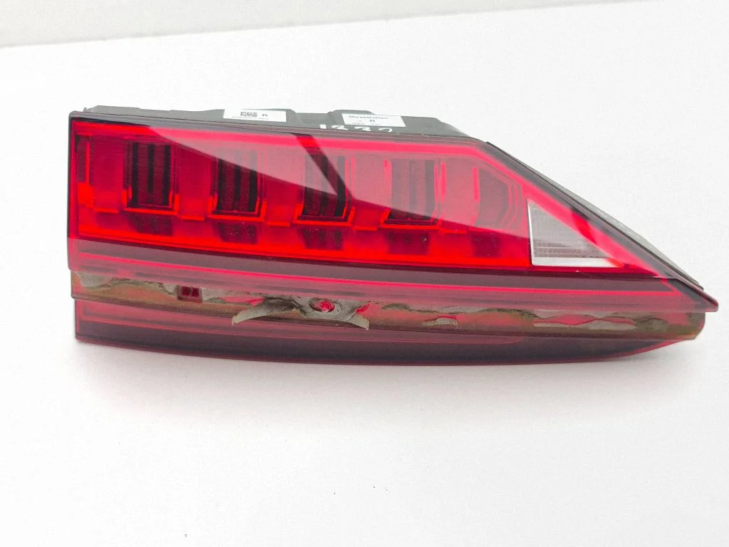 Tailgate rear/tail lights 4K5945094A