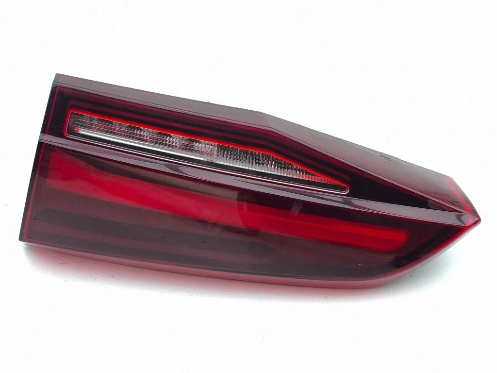 Tailgate rear/tail lights H8793213612