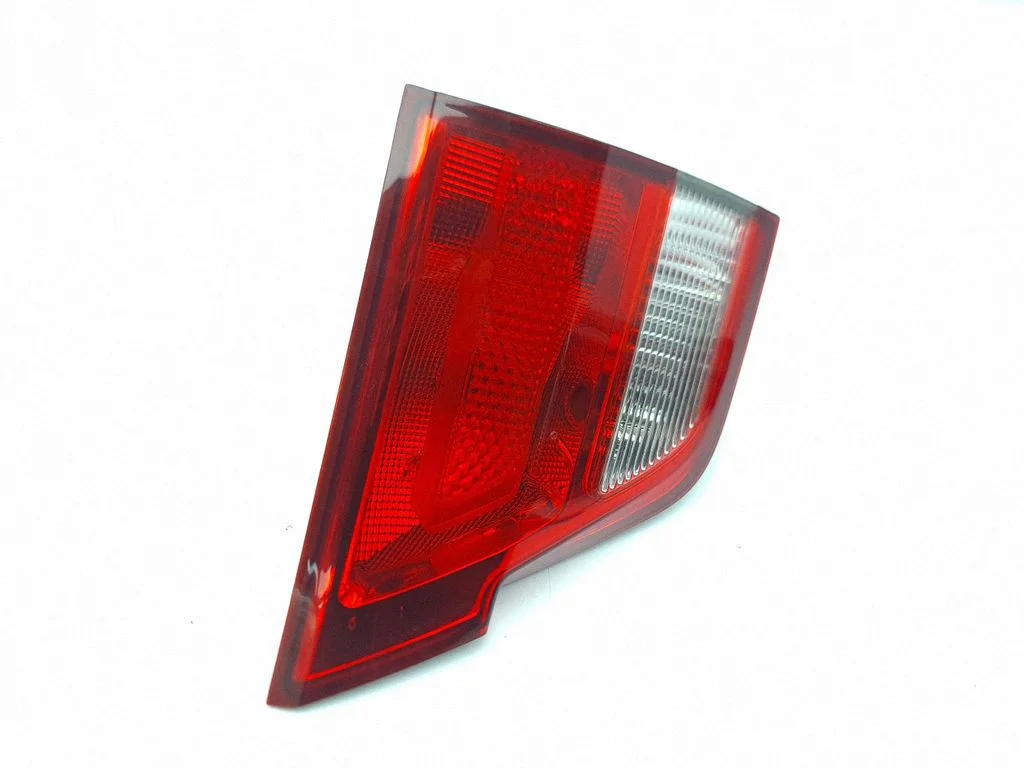 Tailgate rear/tail lights 57010274AF