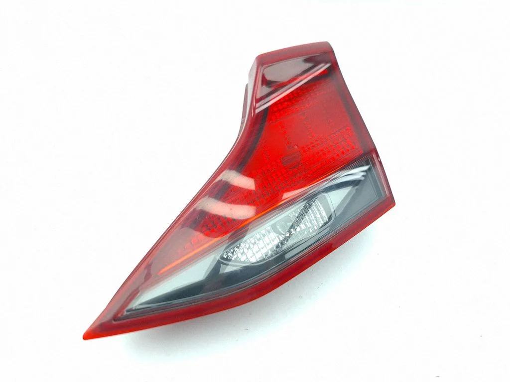 Tailgate rear/tail lights 92404G2000