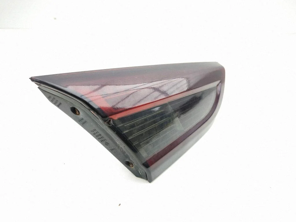 Tailgate rear/tail lights 06700046820