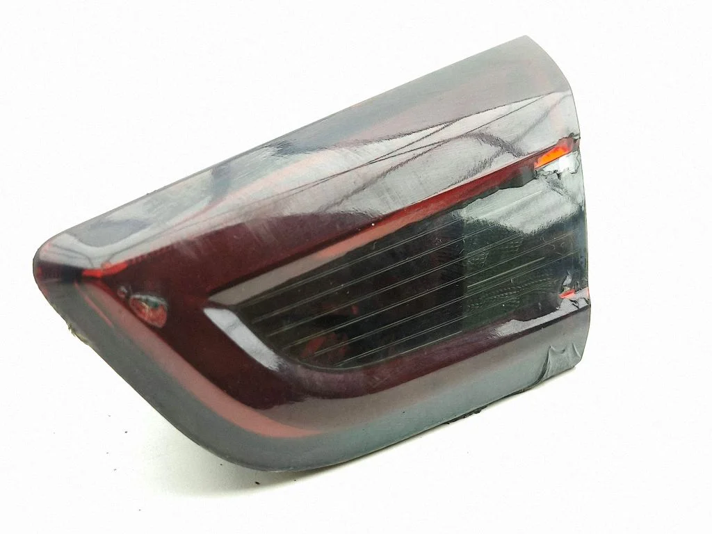Tailgate rear/tail lights 06700046630