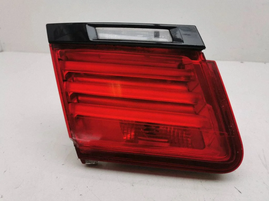 Tailgate rear/tail lights – BMW 7 Series F01 F02 F03 F04 (2008-2016)